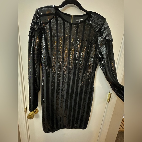 WOMEN FASHION NOVA BLACK SEQUINS DRESS - Picture 3 of 6